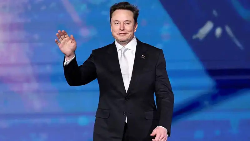 Tesla, Kendi "Canavarı" Model X’i Rafa Kaldırdı: Yeni Stratejiler ve Beklentiler