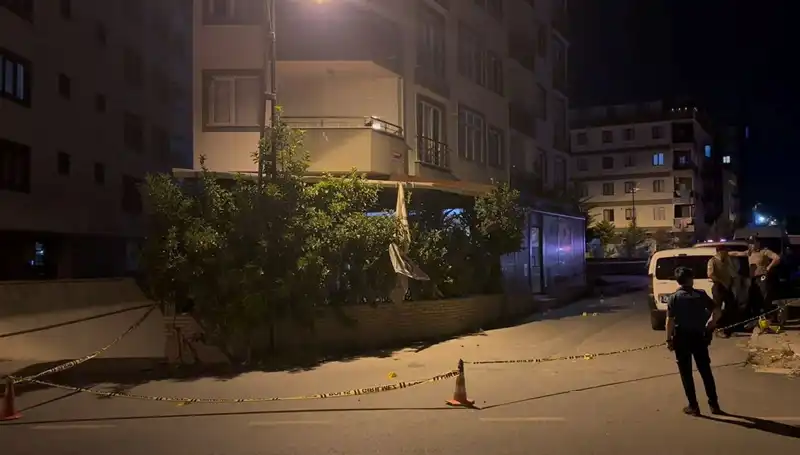İstanbul'da Kafeye Yapılan Silahlı Saldırı: Detaylar Ortaya Çıktı