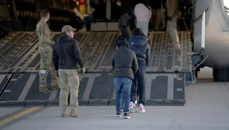 Kosova, Sınır Dışı Edilecek Göçmenleri Kabul Etmek İçin ABD ile Görüşüyor