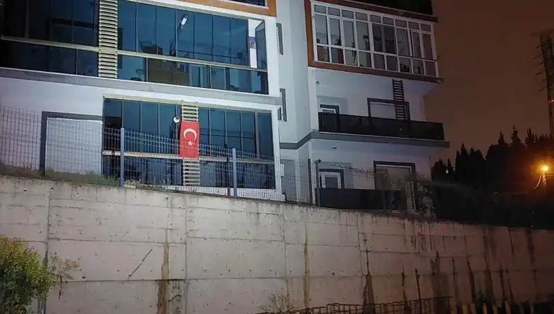 Sakarya'da 4 Katlı Apartman Tahliyesi: Korkutan Gelişmeler!