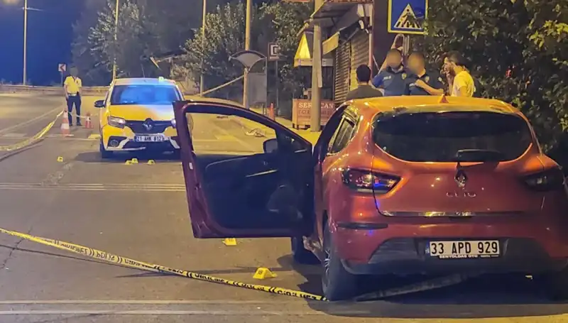 Otomobillerden İnip Kurşun Yağdırdılar: Sırt Sıvazlayan İntikam mı?