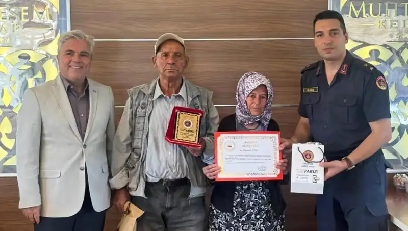 Duygulandıran Girişim: Tek Varlıklarını Jandarmaya Bağışladılar