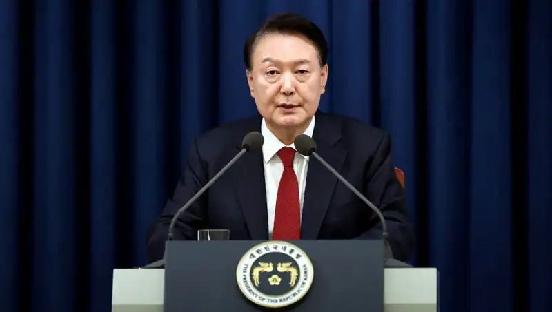 Güney Kore Devlet Başkanı Yoon Suk Yeol Görevden Alındı: Nedenleri ve Sonuçları