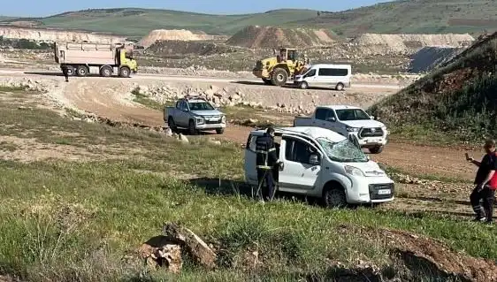 Mardin'de Feci Kaza: Dört Kişi Yaralandı, Olay Anı Kameraya Yansıdı
