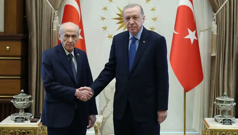 Cumhurbaşkanı Erdoğan ve Bahçeli'den Kritik Görüşme: Siyasi Stratejiler Belirlendi mi?