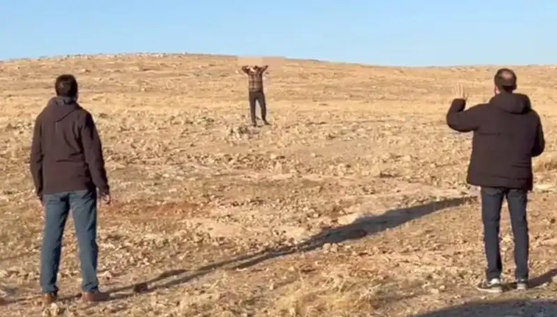 Jandarma ve MİT'in Başarılı Operasyonu: Terör Örgütünün Sabotajcısı Teslim Oldu