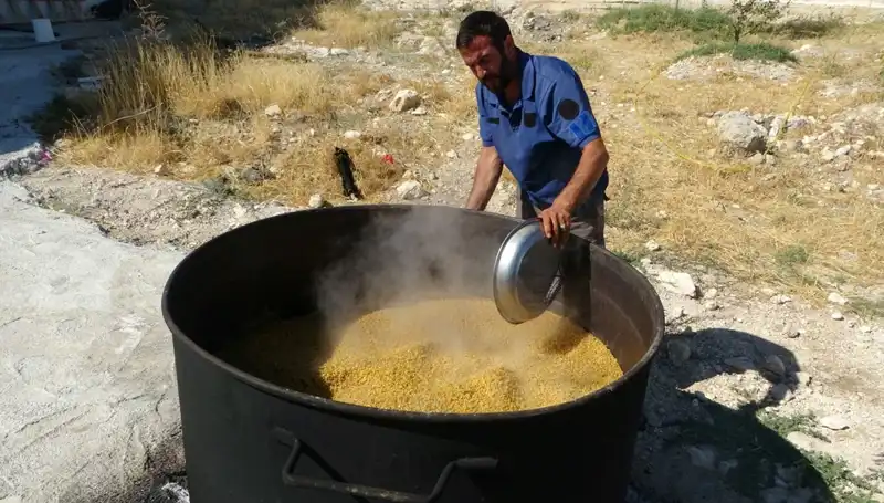 Her Yıl Ağustos’ta Başlayan Geleneksel Etkinlik: Kazanlar Kaynamaya Başladı!