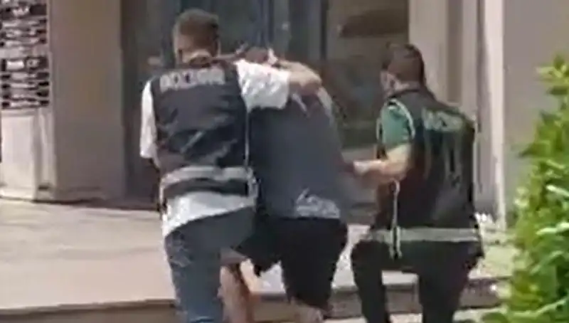 Sahte Dövizle Alışveriş Yapan Turist Şok Edici Şekilde Sınır Dışı Edildi!