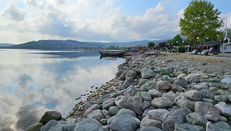 Sapanca Gölü'nde Su Seviyesi Düşüşü: Nedenleri ve Sonuçları