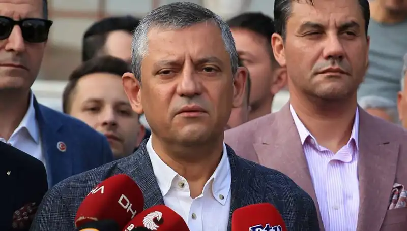 Özgür Özel: Bu Bayram Neden Bize Bayram Gibi Gelmedi?