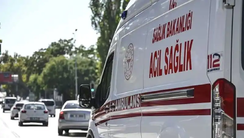 Mangalda Pul Biber Yakan Vatandaş, Apartmanını Tahliye Ettirdi