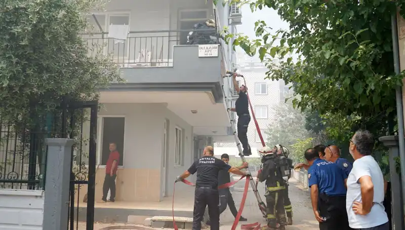 Arkadaşla Tartışma Sonrası Daireleri Ateşe Veren Şok Olay!