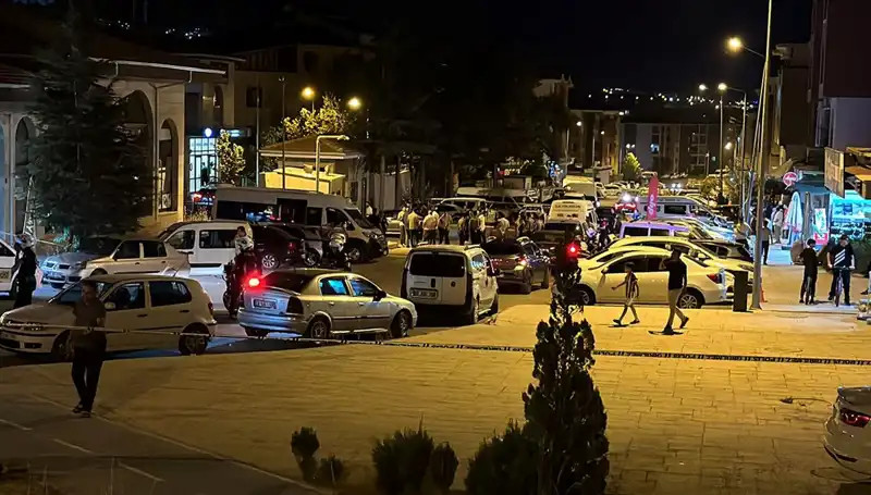 İki Ailenin Kavgası: 3 Yaralı ve 1 Ağır Yaralı Olayı Ne Olmuştu?