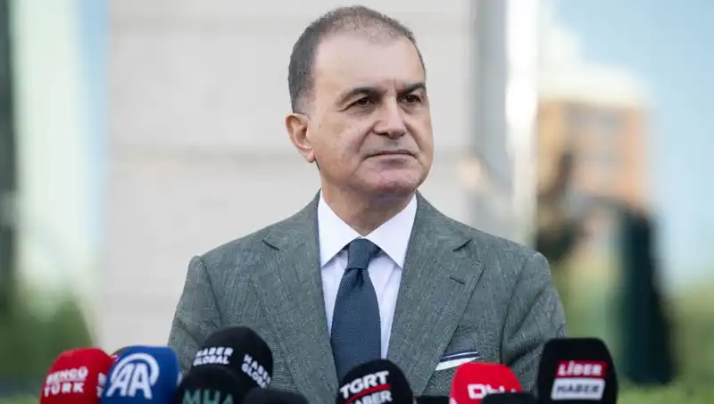 Ömer Çelik'ten Özel'e Sert Tepki: Meşru Alan Tehdidi Sözleri Yok Hükmündedir!